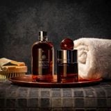 Sữa tắm nam Molton Brown Re-Charge Black Pepper
