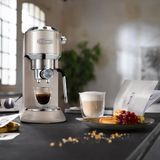 Máy pha cà phê Delonghi EC885.BG