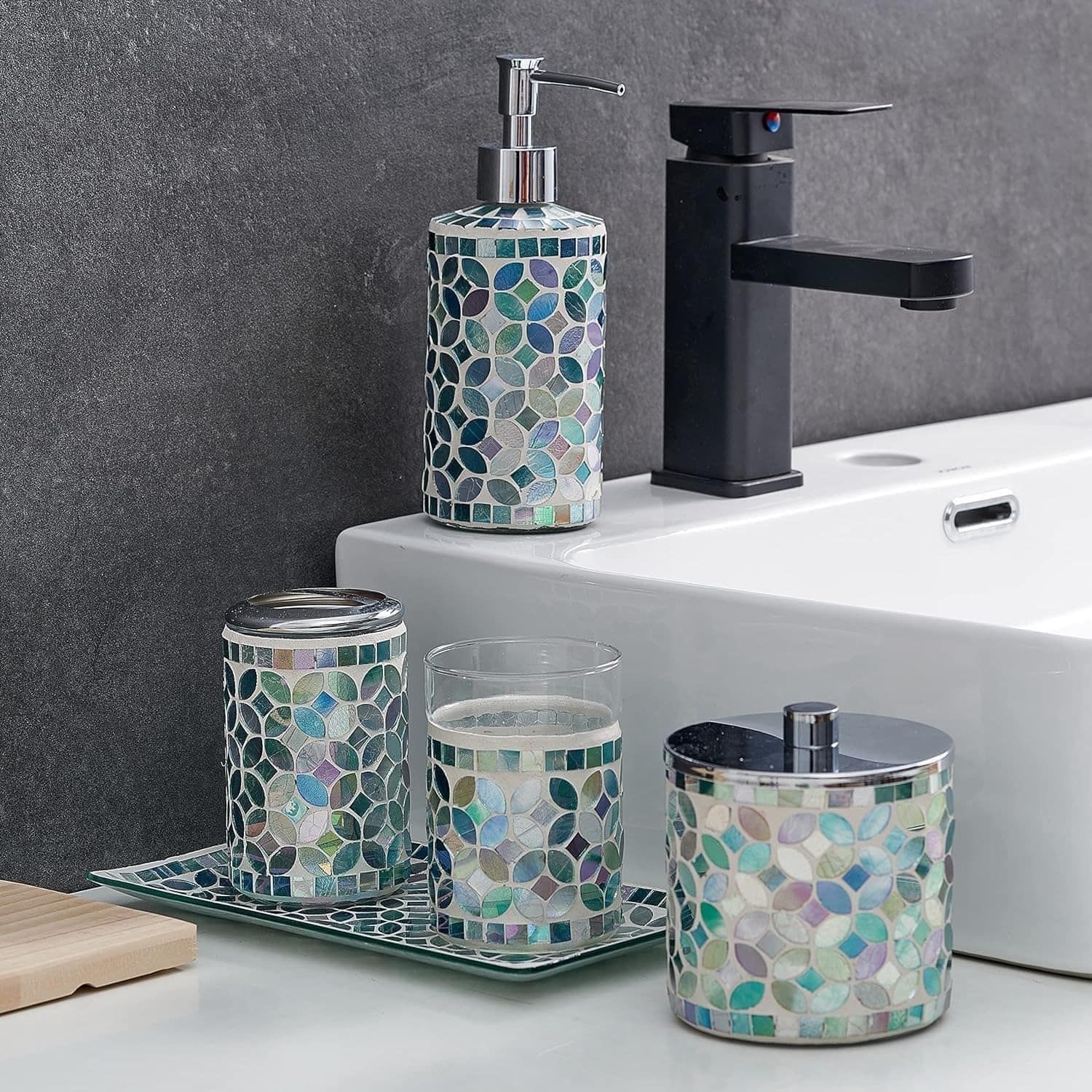 Bộ đồ dùng nhà vệ sinh 5 món Kmwares Amber Blue Green