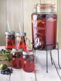 Bình nước Kilner Original 5L kèm chân đế