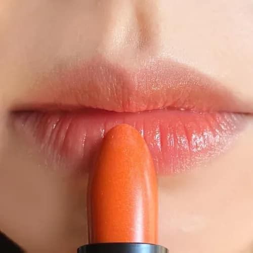 Son dưỡng Hermes Poppy Lip Shine màu 05
