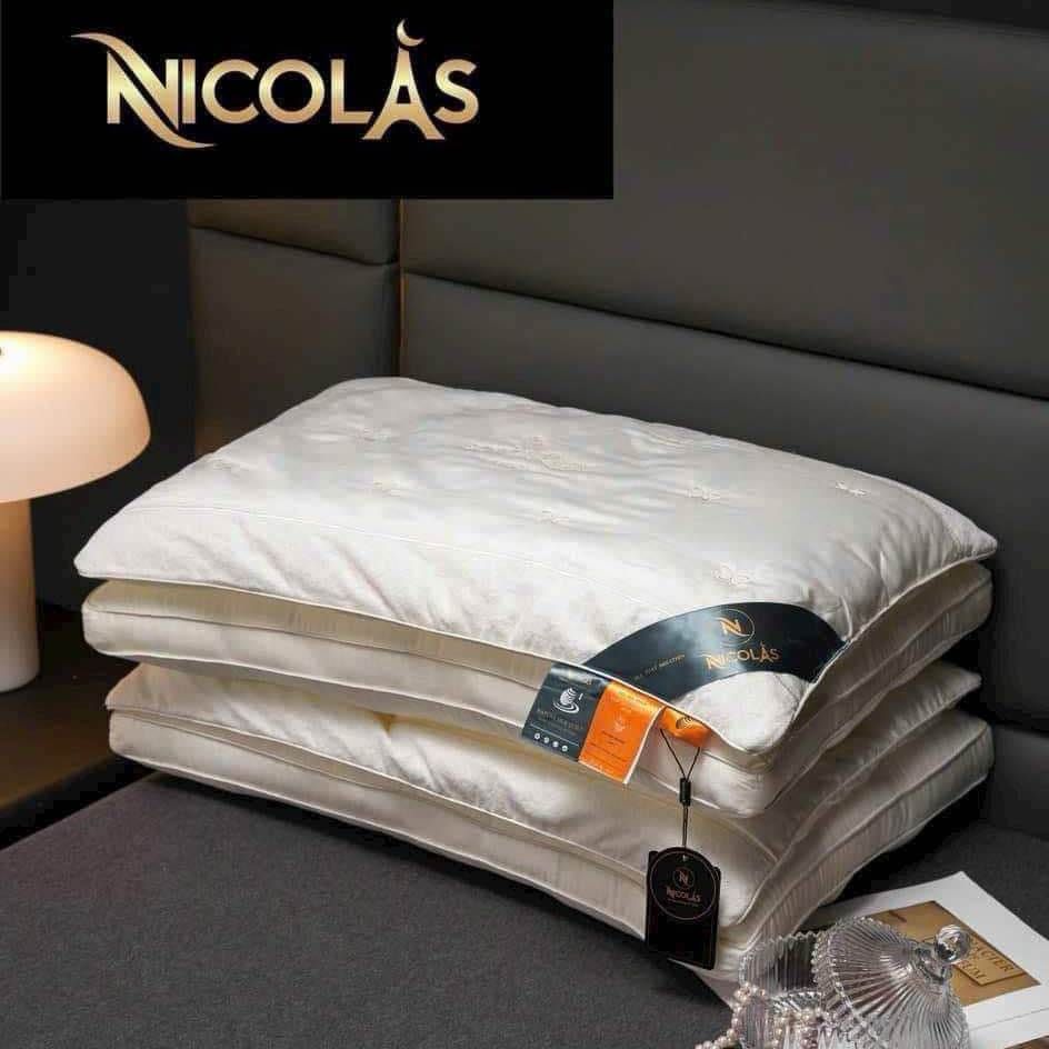 Gối Telcel trần bông tơ tằm 2 lớp Nicolas