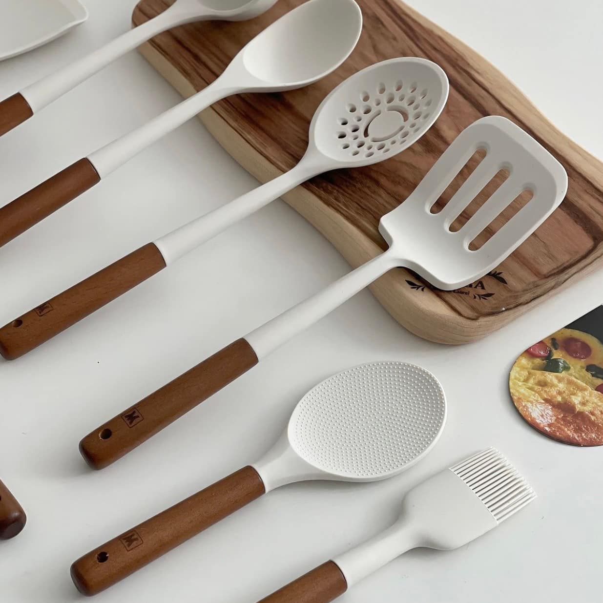 Bộ dụng cụ nấu ăn 8 món silicon Wagensteiger