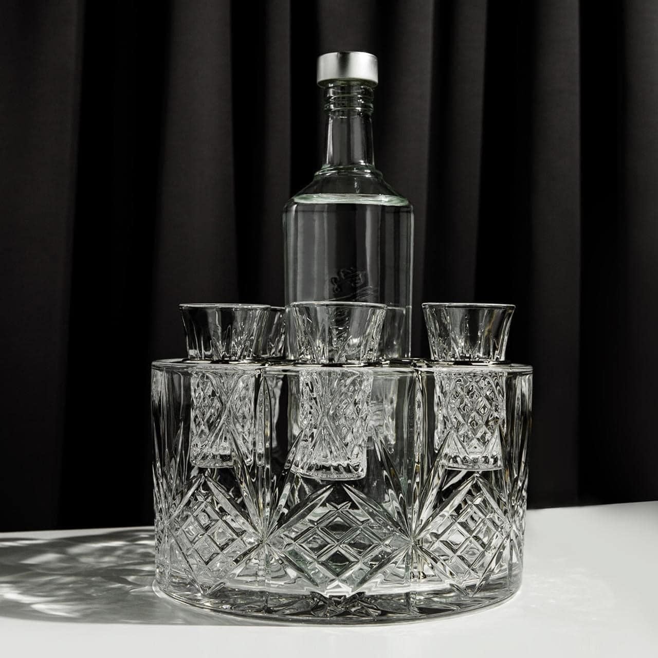 Bộ ly Vodka kèm âu ướp đá pha lê Killarney Crystal