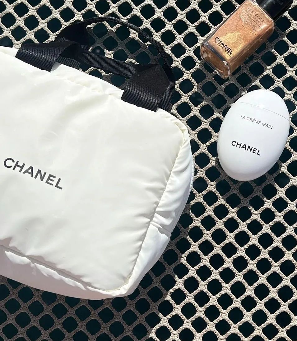 Túi đựng mỹ phẩm, đồ trang điểm Chanel