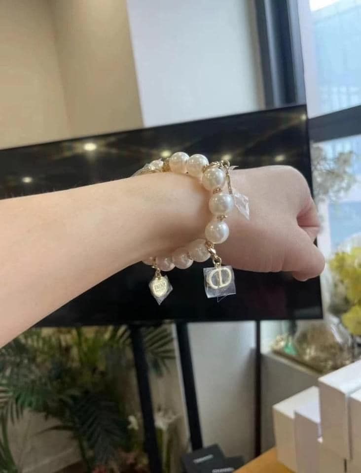 Vòng tay Dior gift 100% authentic