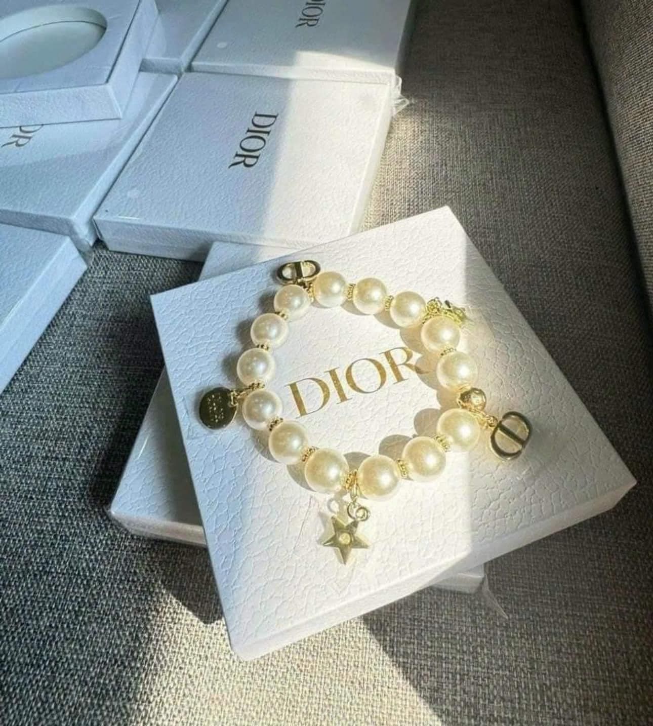 Vòng tay Dior gift 100% authentic