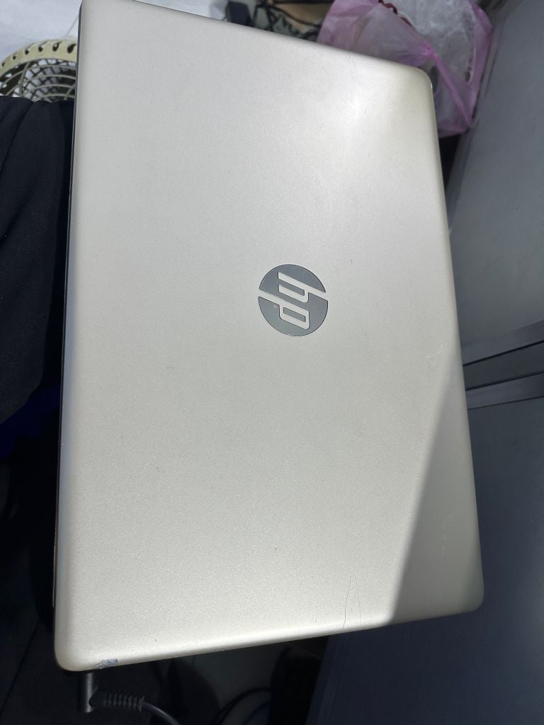 HP 15-DA| i5 8250U| 8GB| M2 128GB| 1TB| 15.6 FHD