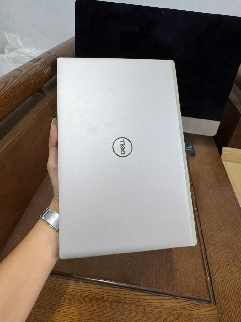 Dell Vostro 5301 i5 1135G7| RAM 8GB| NVME 512GB| 13.3 FHD Tràn Viền vỏ nhôm