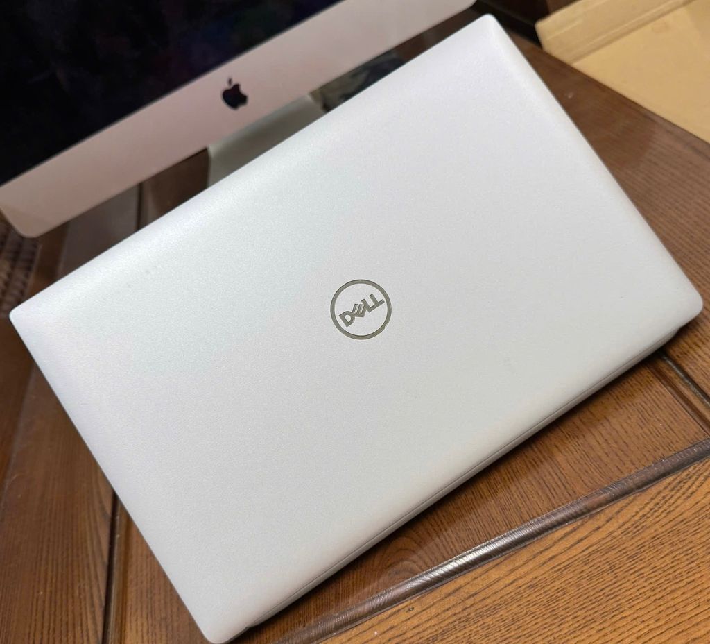 Dell Inspiron 5391| Core i5 10210U | Ram 8GB| SSD 512GB 13.3 inch FHD Cảm ứng