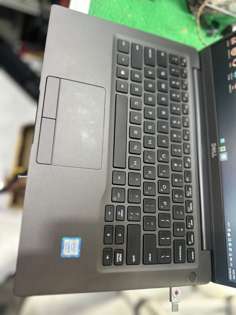 DELL LATITUDE 7400|  I7-8665U| Ram 16GB| NVME 256gb màn Full HD