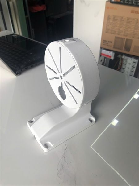 Chân đế bằng nhựa gắn Camera chữ L - Treo tường/ Ốp trần