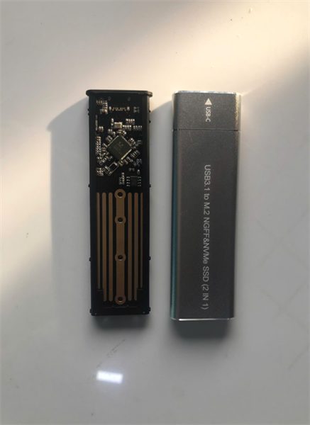 Box M2 Sata NGFF & NVMe ra USB 3.1