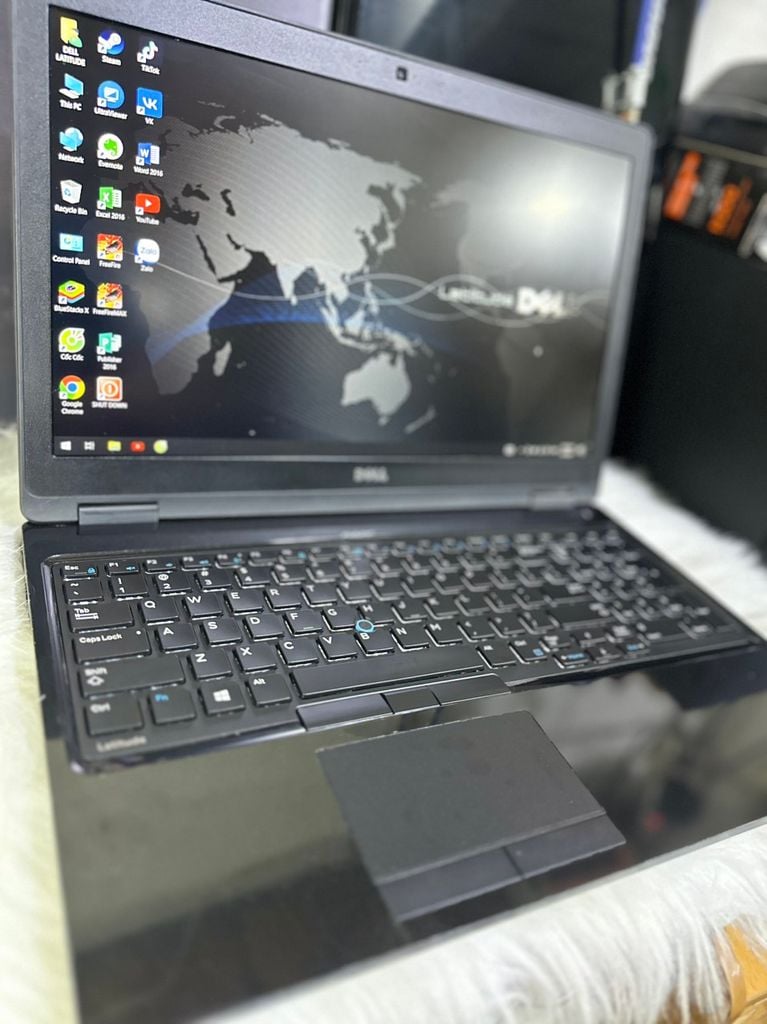 DELL LATITUDE 5580 i7 8th| Ram 16Gb| Ssd 512Gb| Vga 940mx| 15.6 FHD