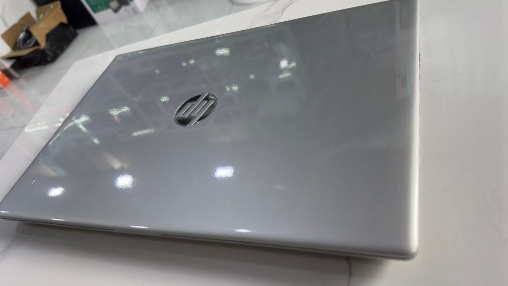 HP PROBOOK 650 G4| Core i5-7200| Ram 8GB| SSD 128gb GB| Màn hình 15.6 inch FHD