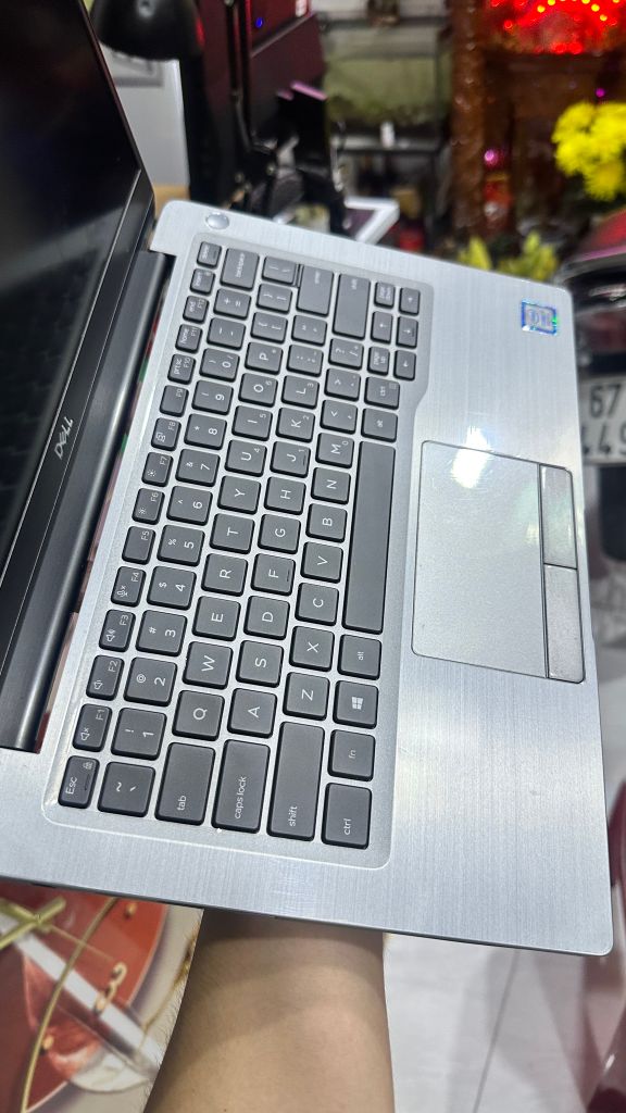 DELL LATITUDE 7300 i7 8665U| 16GB| 256GB| 13.3 FHD| Vỏ nhôm