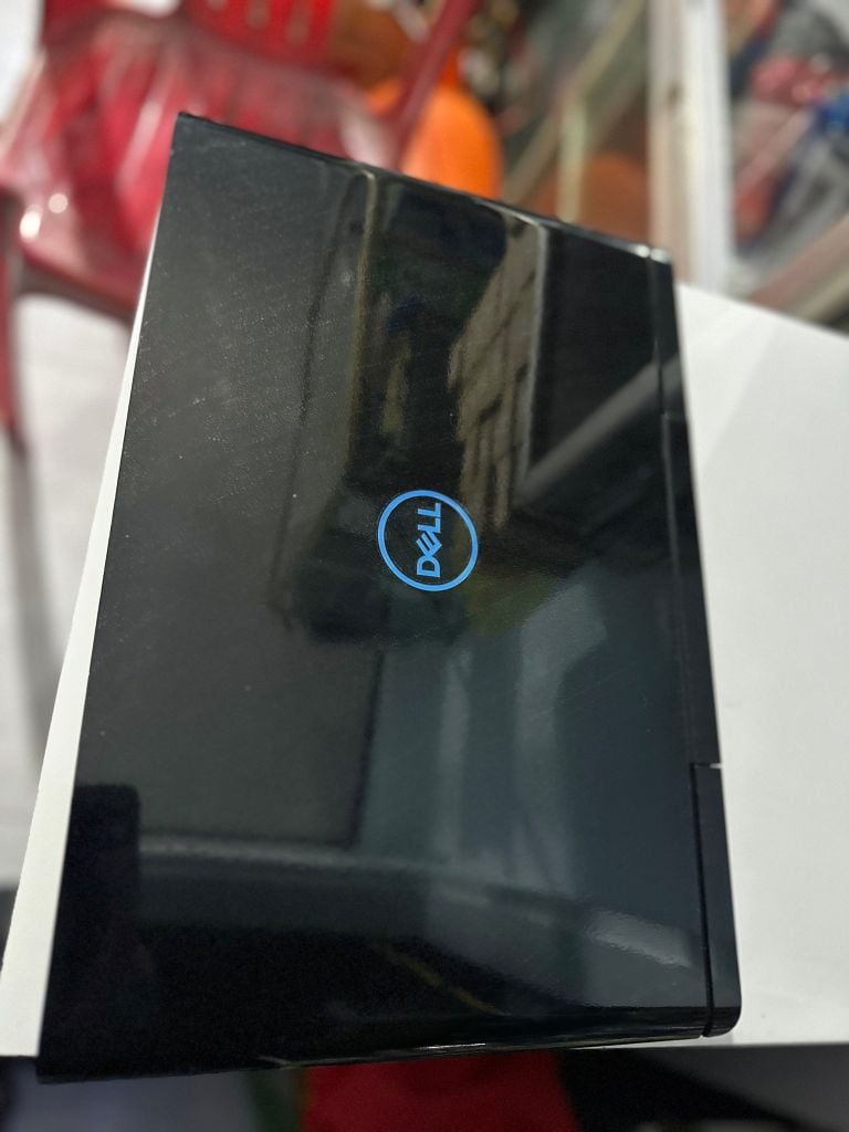 DELL GAMING G7 7588| CORE i7 8750H| 16GB| NVME 256GB| HDD 1TB| VGA 4GB GTX 1050TI| 15.6 FHD IPS