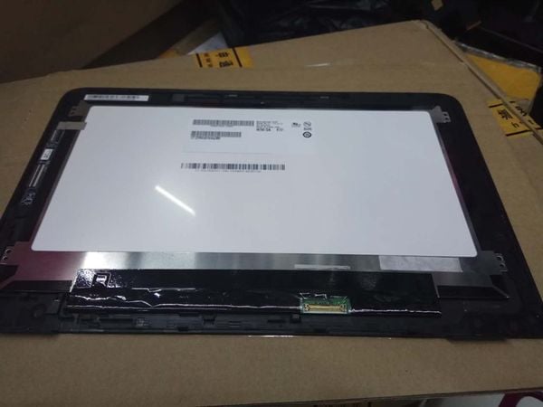 TOUCH & SCREEN HP 11-U - BH 03 THÁNG