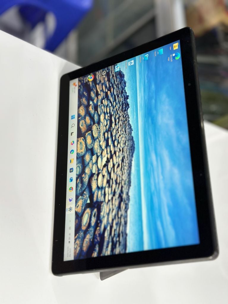 DELL LATITUDE 5290| Core i5-8250U| Ram 8GB| NVME 256GB Màn 12.5 FHD cảm ứng| Phím tách rời