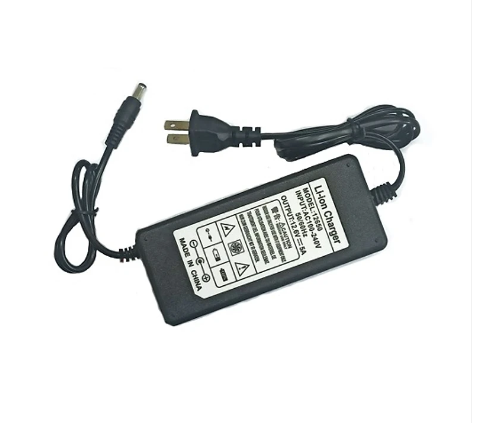 ADAPTER 3S 12.6V-5A CÓ QUẠT- BH 03 THÁNG