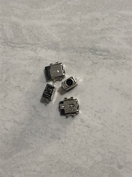 Đầu nguồn không dây Laptop MSI