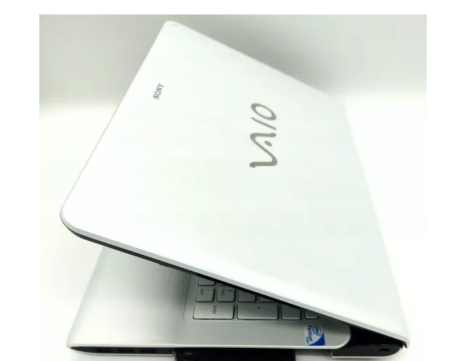 SONY VAIO SVE17
