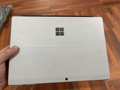 SURFACE PRO 5 LTE (3G)