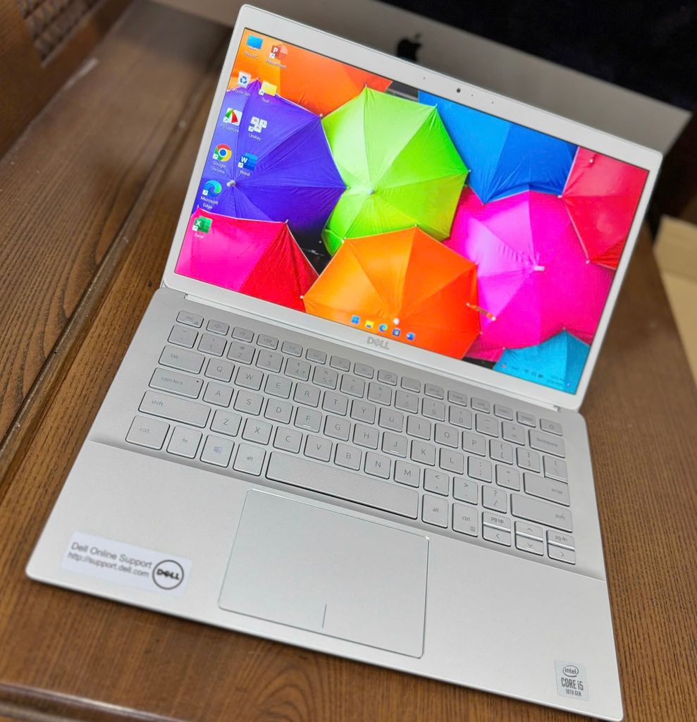 Dell Inspiron 5391| Core i5 10210U | Ram 8GB| SSD 512GB 13.3 inch FHD Cảm ứng