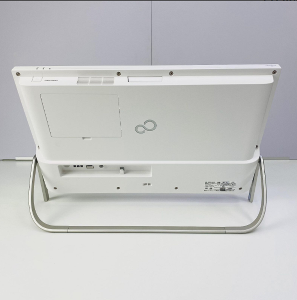 FUJITSU ESPRIMO FH70/B3 TM