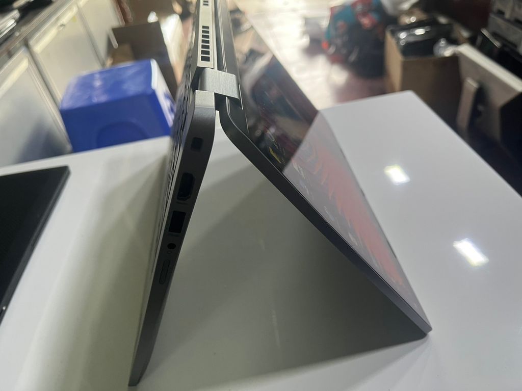 Dell Latitude 5320