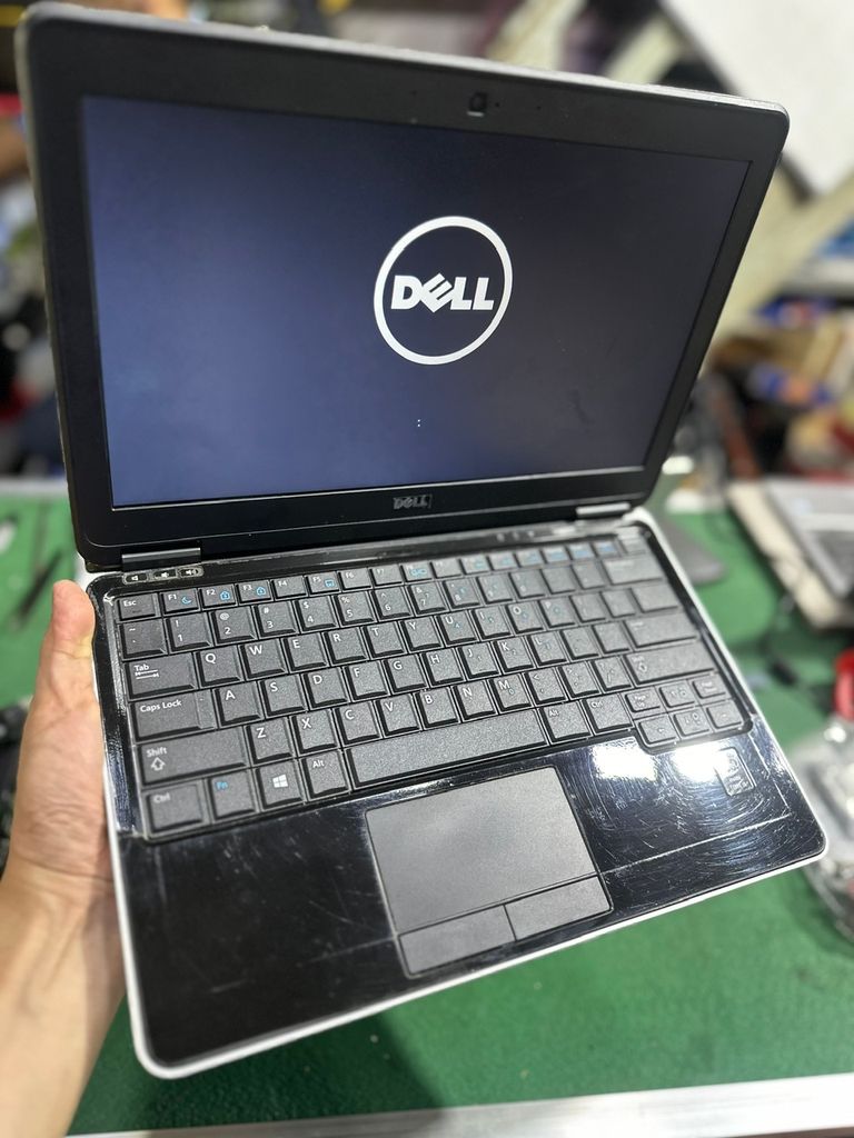 DELL LATITUDE E7240 - i5 TH4| Ram 8Gb| mSATA 128Gb| 12.5 HD