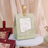  [GIAO HÀNG 7-25 NGÀY]  COMBO 100 TÚI Hộp giấy đựng quà tặng họa tiết  Hoa Hồng Vàng Pháp Retro vintage có gắn quai da Q1891 
