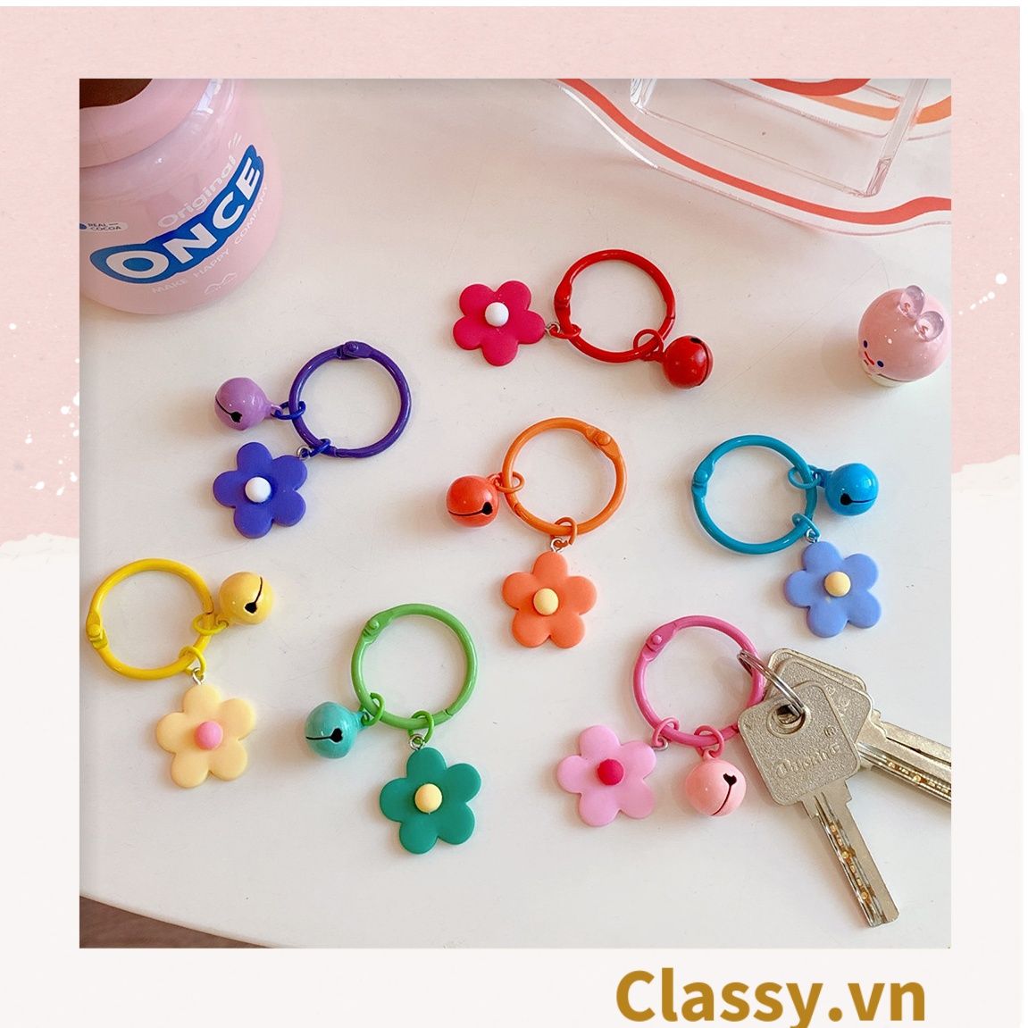  Móc khóa bông hoa đính kèm lắc chuông, móc khóa điện thoại, balo thời trang PK1540 
