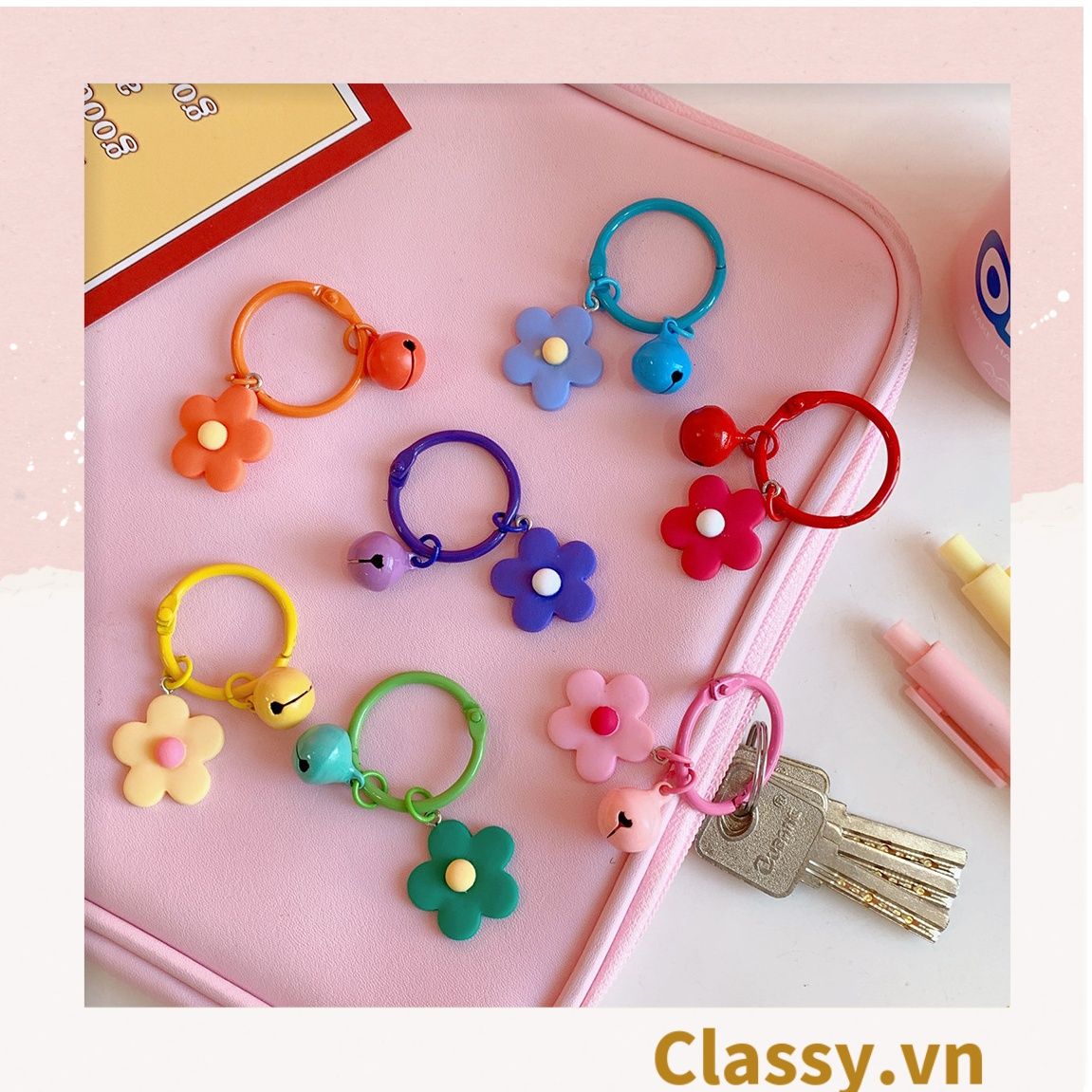  Móc khóa bông hoa đính kèm lắc chuông, móc khóa điện thoại, balo thời trang PK1540 