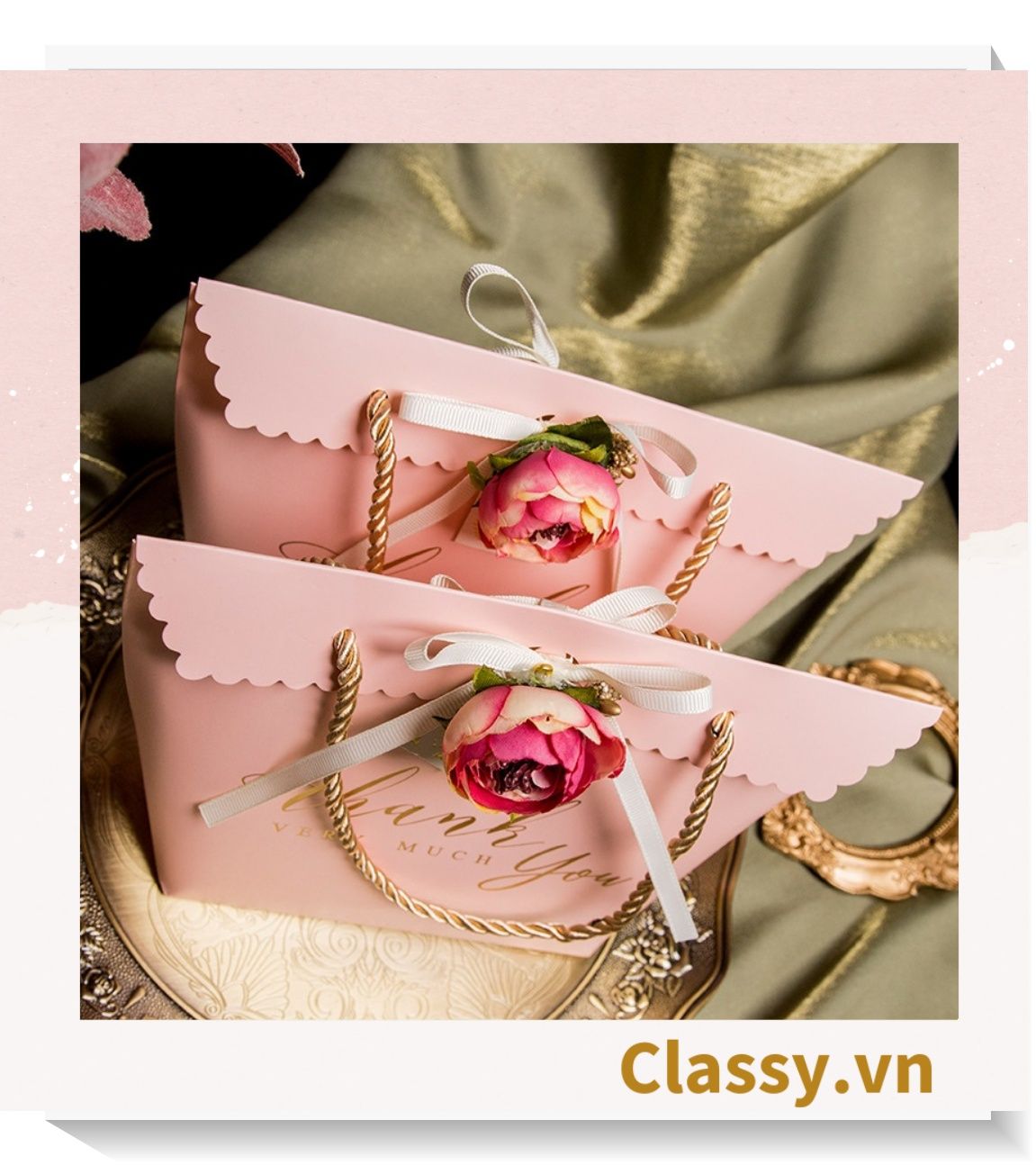  [GIAO HÀNG 7-25 NGÀY]  Classy Túi quà tặng, túi giấy quai xách đính hoa sang trọng Q1592 