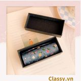  [GIAO HÀNG 7-25 NGÀY]  COMBO 120 Hộp đựng son có gương , nắp gập bọc vải họa tiết hoa nhí vintage, kích thước 8,3X2,3X2,4cm Q579 