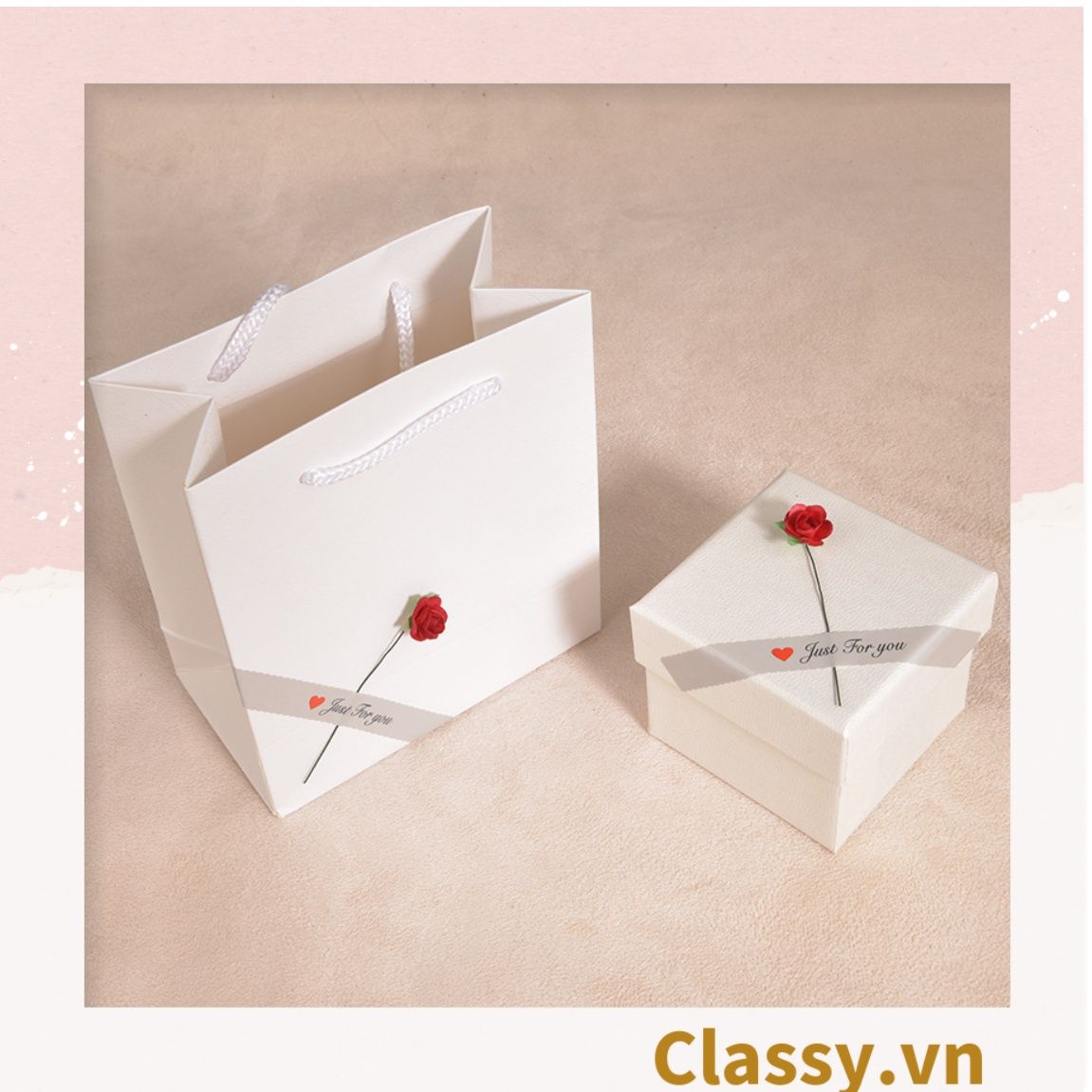  Q973 Túi giấy quai xách hoặc hộp đính hoa nhi màu đỏ, có bọt biển dùng đựng đồ quà tặng mini, trang sức 