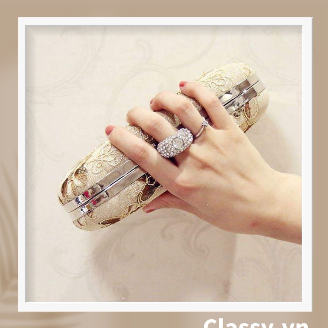  [GIAO HÀNG 7-23036 NGÀY]  Clutch cầm tay xỏ ngón thêu hoa thanh lịch trang nhã dành cho tiệc tối, mặc áo dài, dự sự kiện T158 