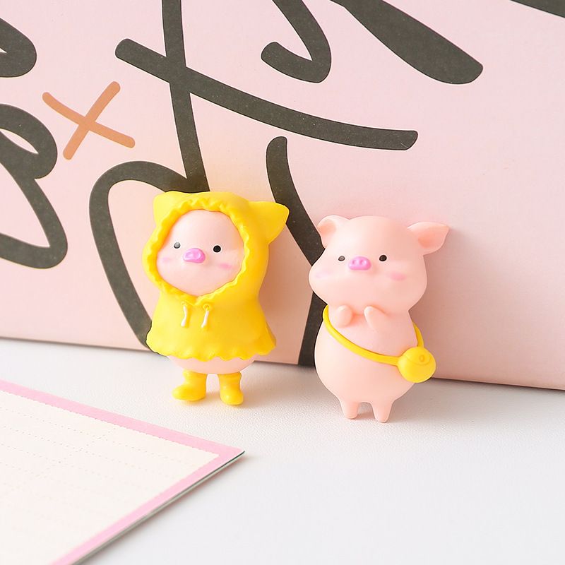  [GIAO HÀNG 7-25 NGÀY] Tượng heo con bằng nhựa trang trí để bàn, xe oto, nhiều kiểu dáng đáng yêu PK1248 