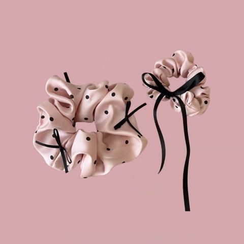  [GIAO HÀNG 7-25 NGÀY] Scrunchies cột tóc tông màu hồng chấm bi ngọt ngào, thắt nơ nữ tính thanh lịch chất liệu satin PK1338 