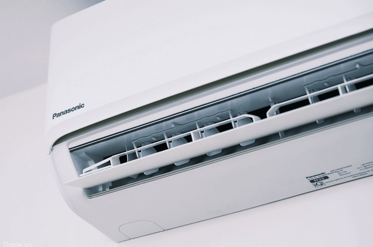 Điều hòa Panasonic 1 chiều 12000 BTU CU/CS-N12ZKH-8