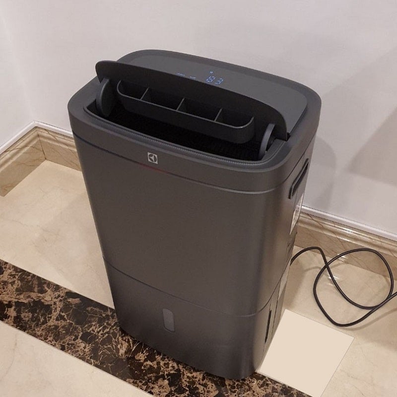 Máy hút ẩm – Lọc không khí Electrolux 27 lít EDH14TRBD2