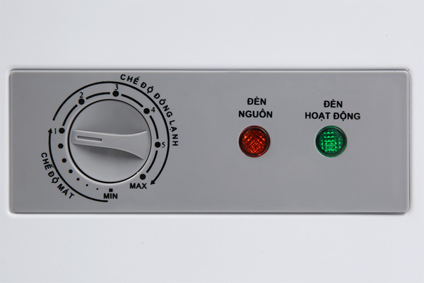 Tủ đông 1 ngăn Sanaky mặt kính cường lực VH-1599HYKD ( 1599HYKD 100 lít)