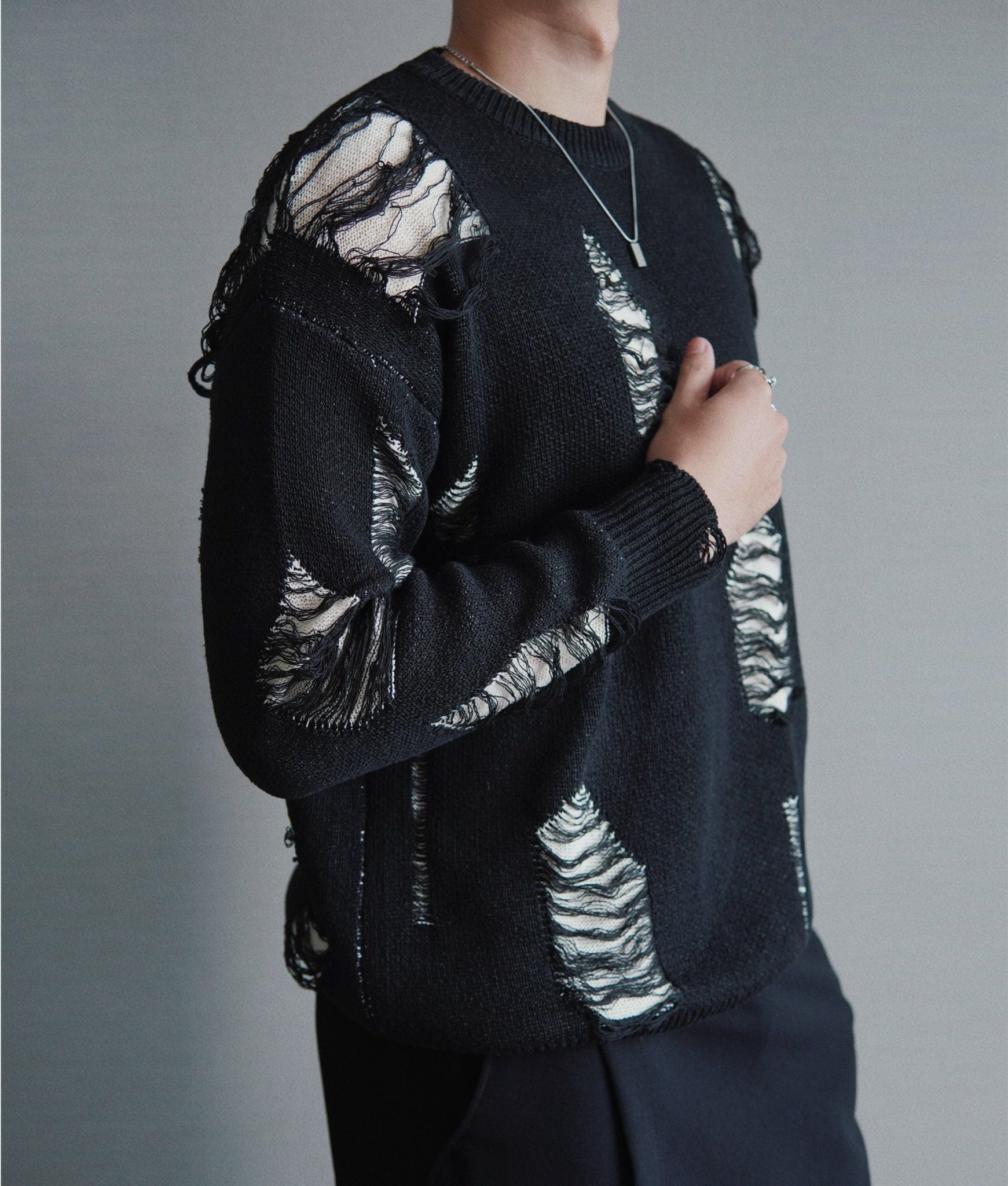  GUCOON® DISTRESSED KNIT 