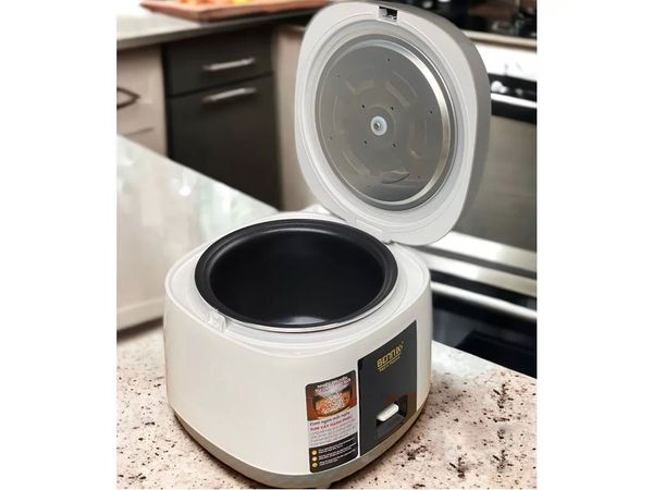 Nồi cơm điện Bennix 1.8 lít (lòng nồi dạng niêu ) BN-018HC