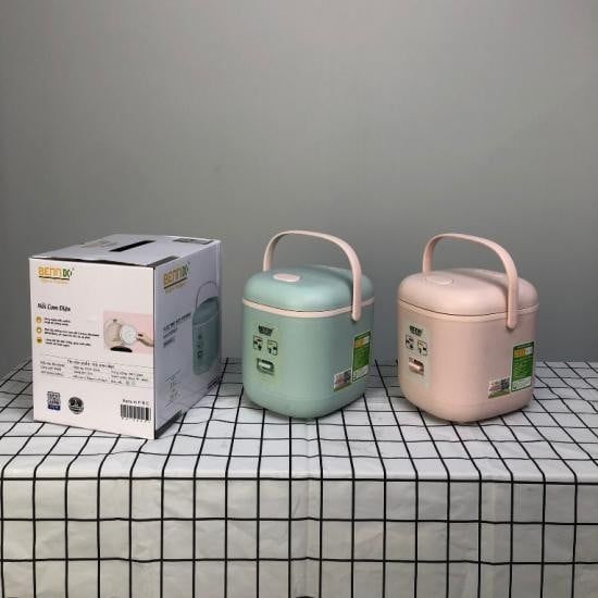 Nồi cơm điện mini Bennix 0.6 lít quai xách BN-006GC