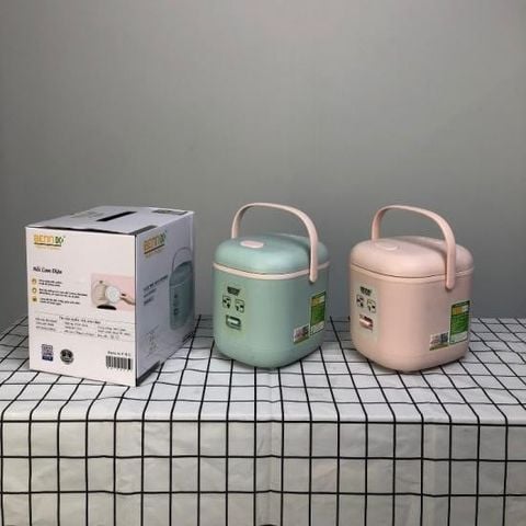 Nồi cơm điện mini Bennix 0.6 lít quai xách BN-006GC