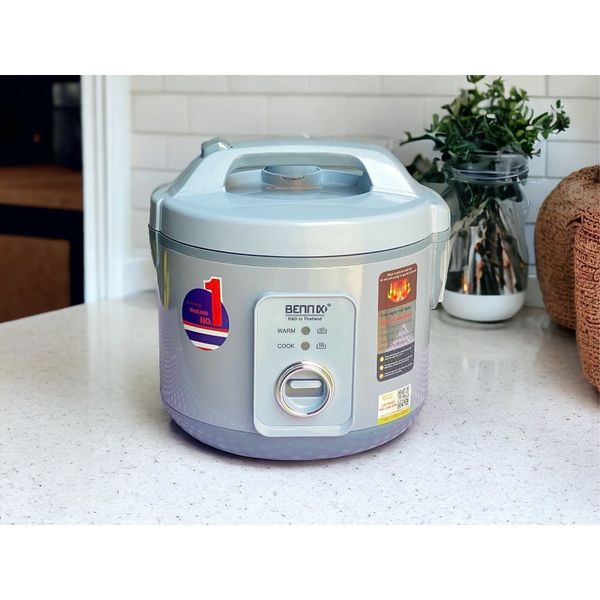 Nồi cơm điện Bennix BN- 028NK (2.8 lít) và BN- 012NK (1.2 lít)