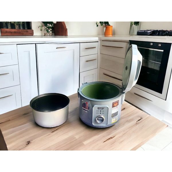 Nồi cơm điện Bennix BN- 028NK (2.8 lít) và BN- 012NK (1.2 lít)