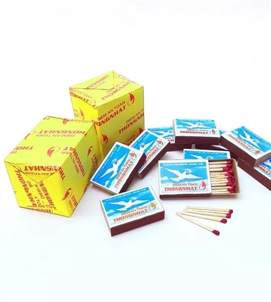 Diêm thống nhất (100 bao/bịch) (10 bịch/thùng)